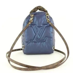 Louis Vuitton Rare 2023 Puffer Pillow Palm Spring Mini Backpack 1LVJ1020 Louis Vuitton Palm Springs Backpack Mini Review | Demi Bang main image 4